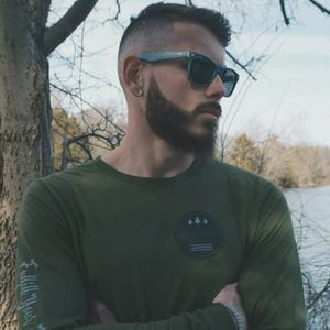 Meet your Posher, Derek